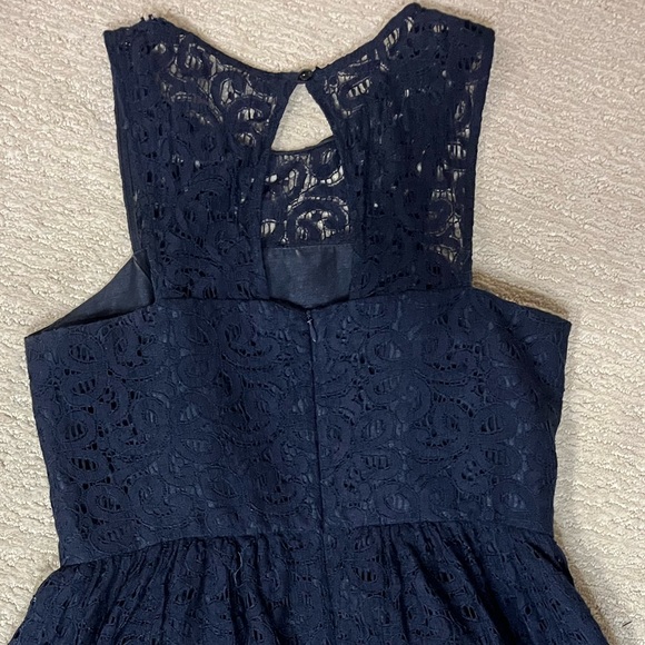 The Limited Lace Dress size 10 - Picture 6 of 8